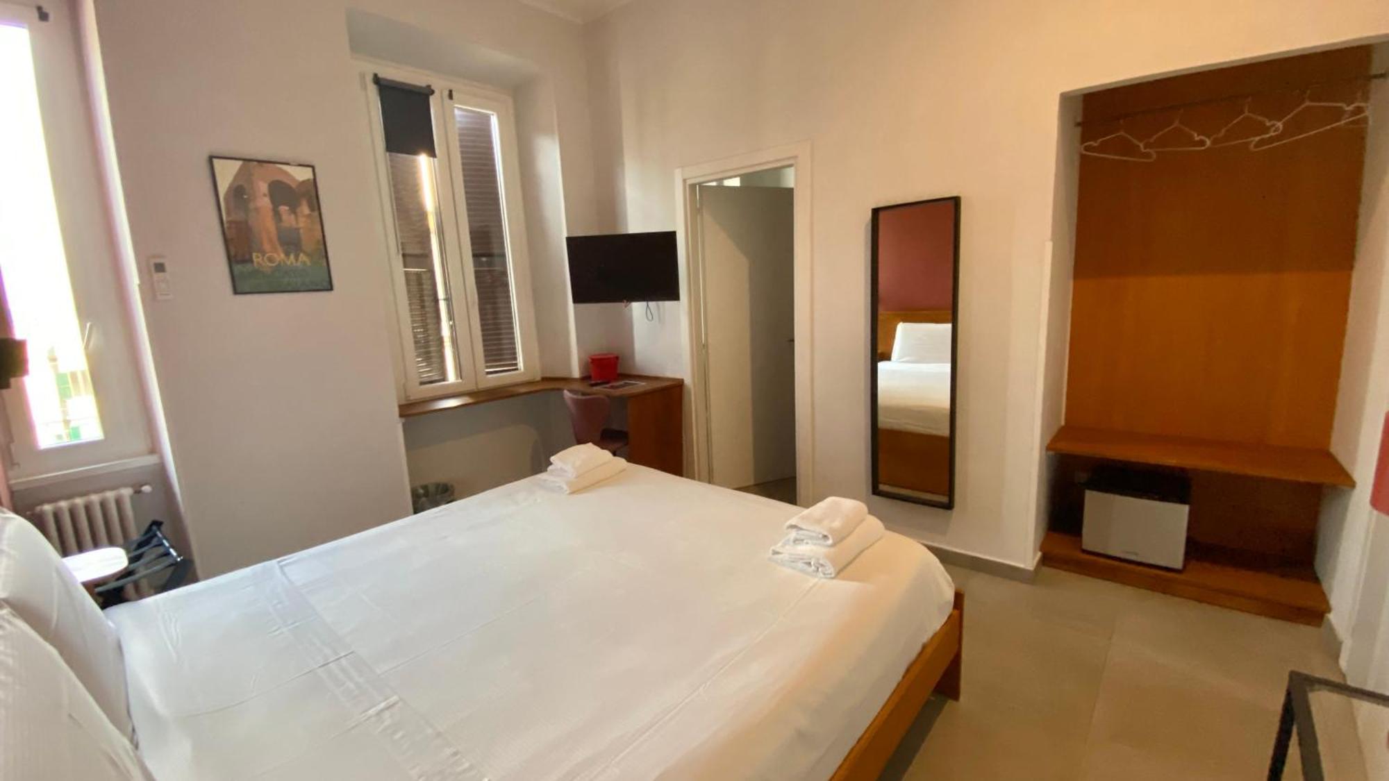 Casa Cecilia Hotel Roma Ngoại thất bức ảnh