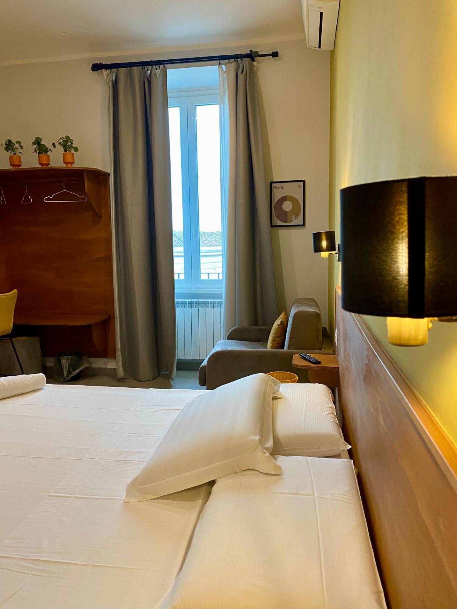 Casa Cecilia Hotel Roma Ngoại thất bức ảnh